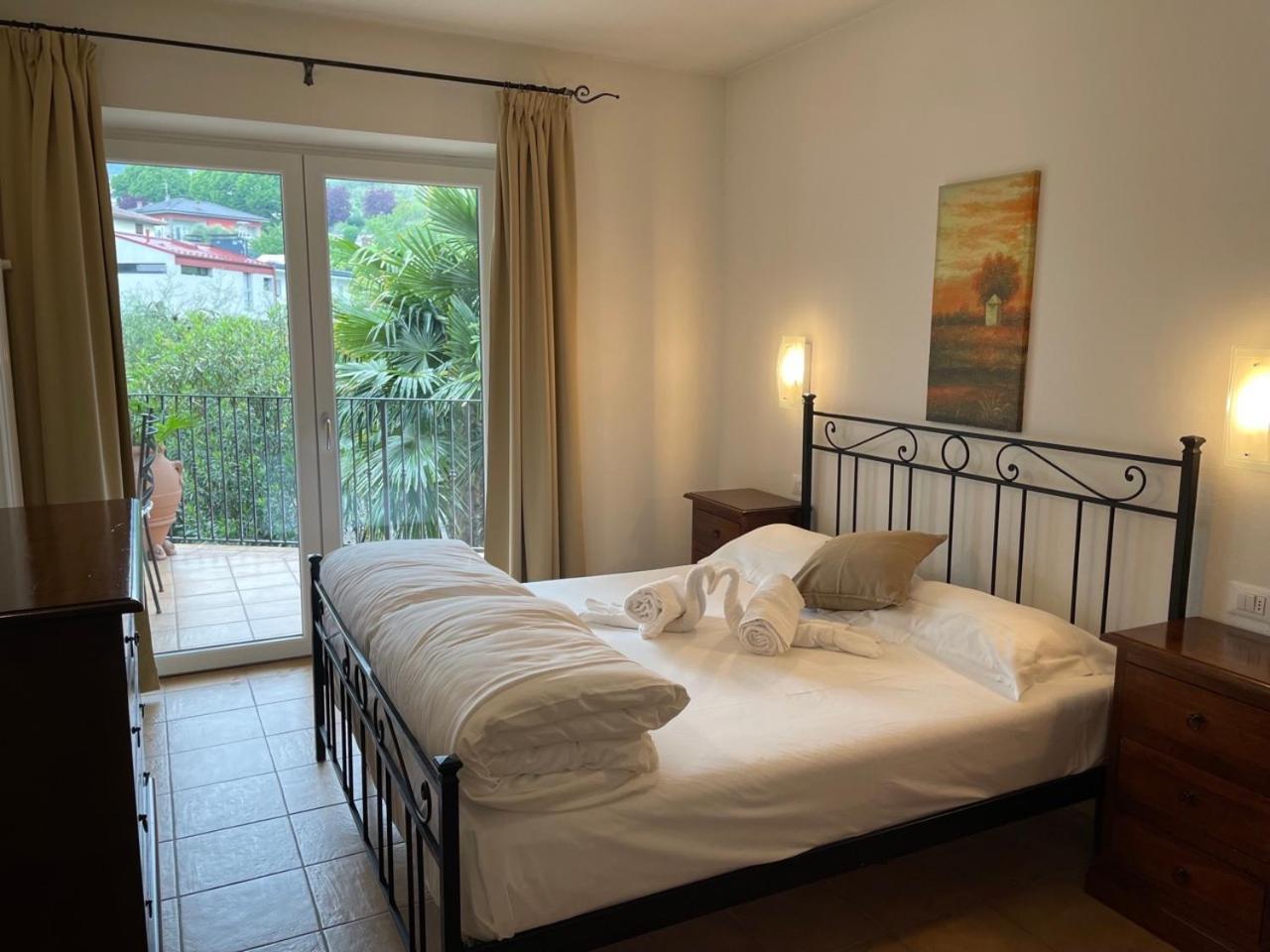 Residenza Le Due Torri Aparthotel Riva del Garda Exteriör bild